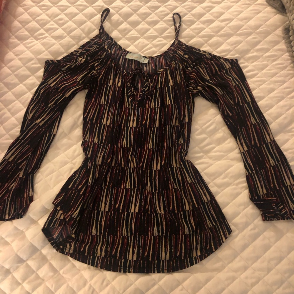 Veronica M Cold Shoulder Top . Stretchy soft